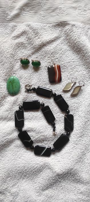 Набор украшений серьги, бусы, кулоны