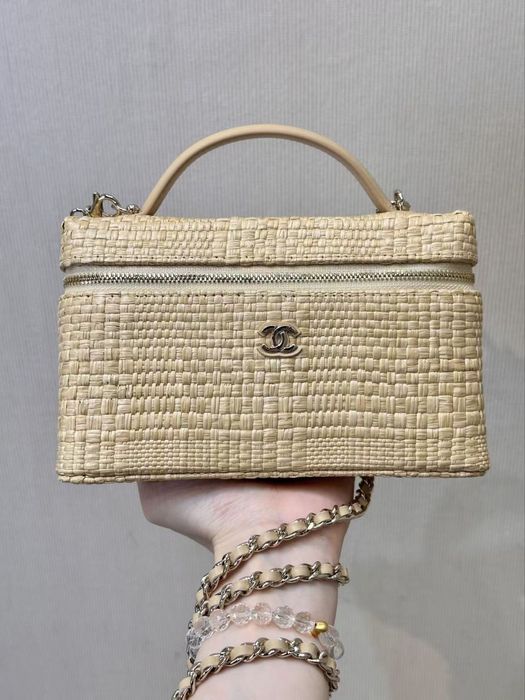Chanel Налични Чанти