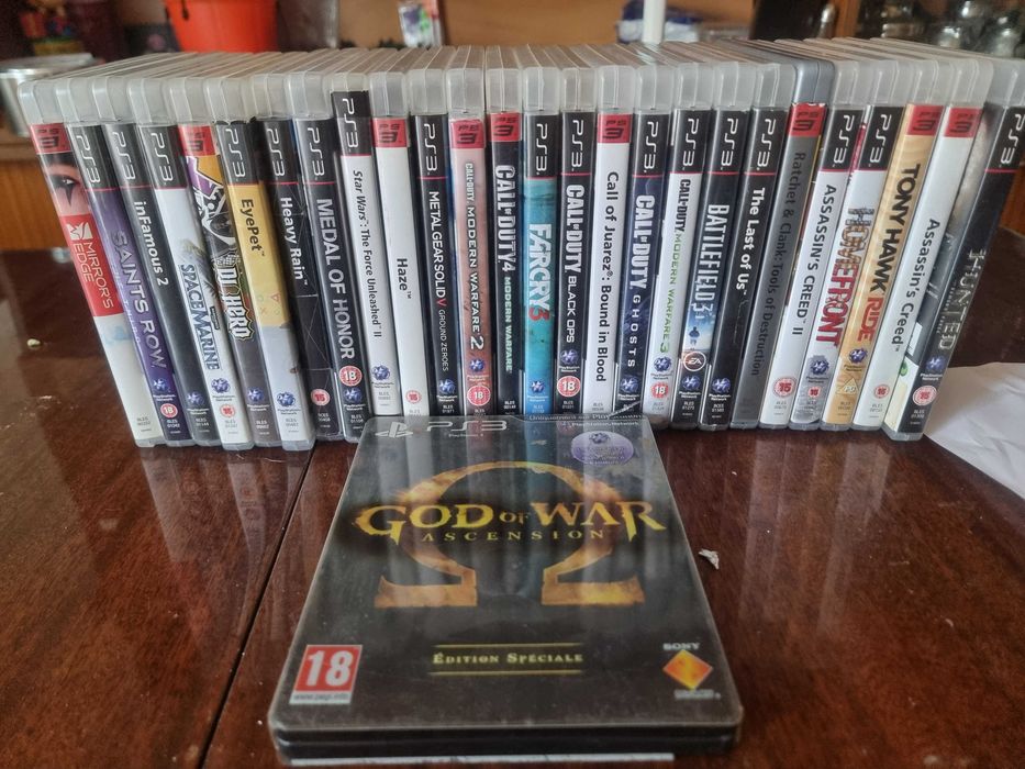 ps3 super slim + 27 игри