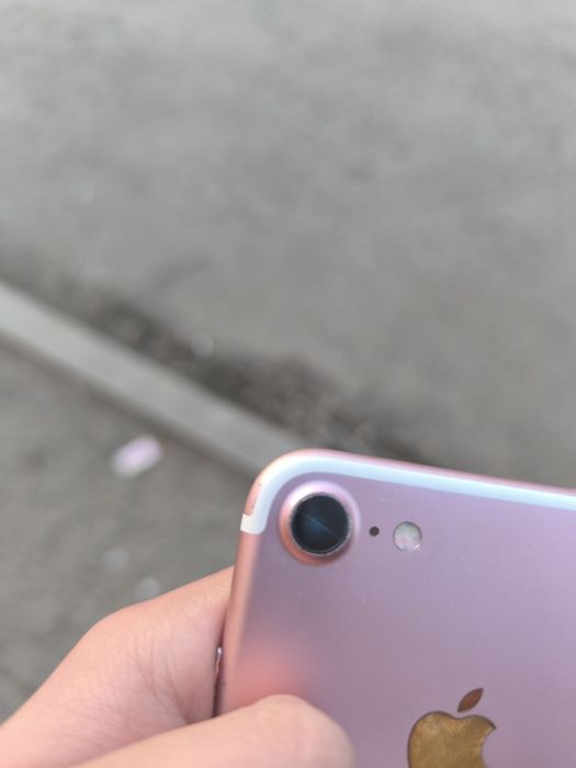 Айфон 7 заблокирлван  на парол