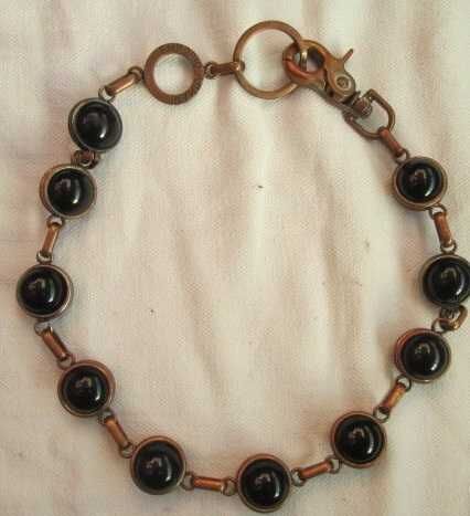 EMPORIO ARMANI гердан с дължина 59 см.