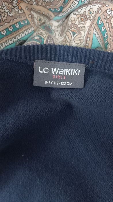 Продам школьную кофту для девочки