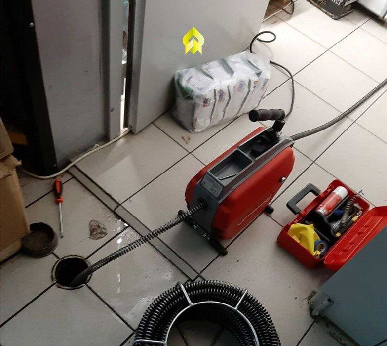 Чистка канализации сантехник