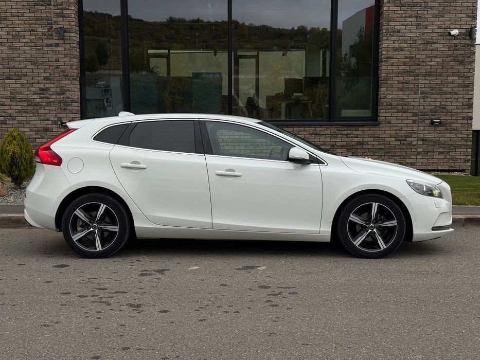 Volvo V40 motorizare 2.0 Euro 6 impecabila full dotari