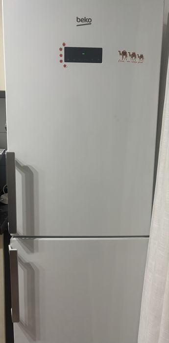 Продам холодилник рабочем состоянии б/у марка Beko цена 130 тыс тенге