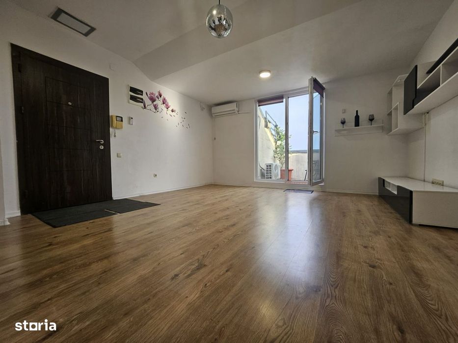 Apartament 2 Camere | Terasă Inchisă Și Acoperită | 1 Loc Parcare
