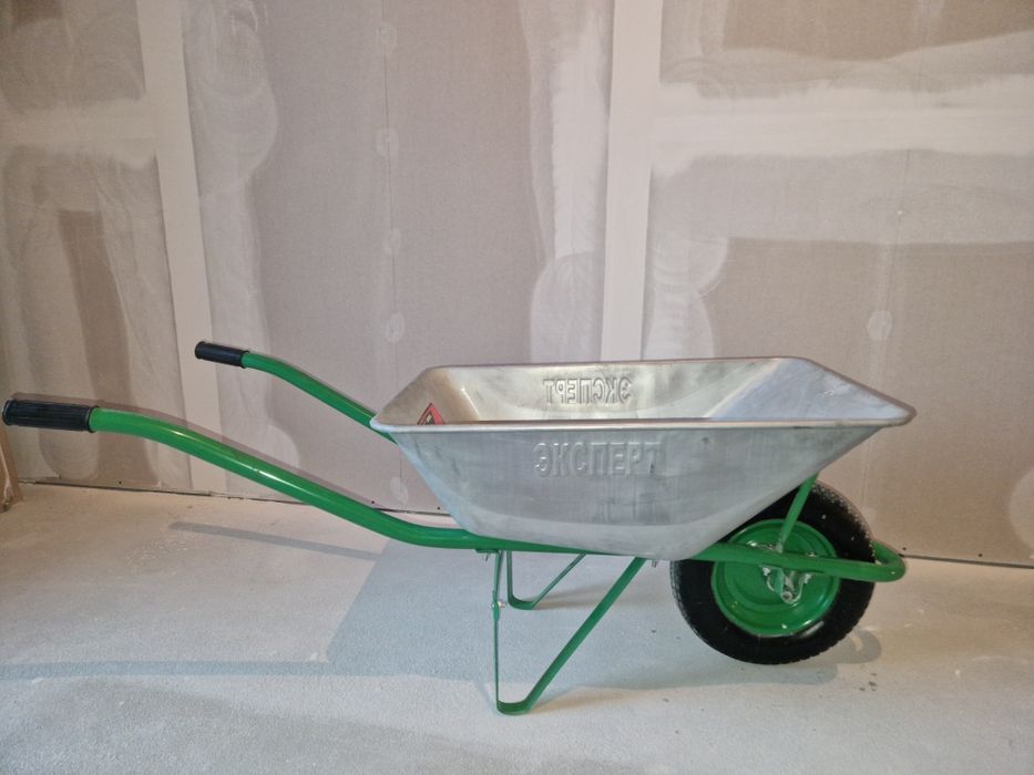 Тачка садовая б/у