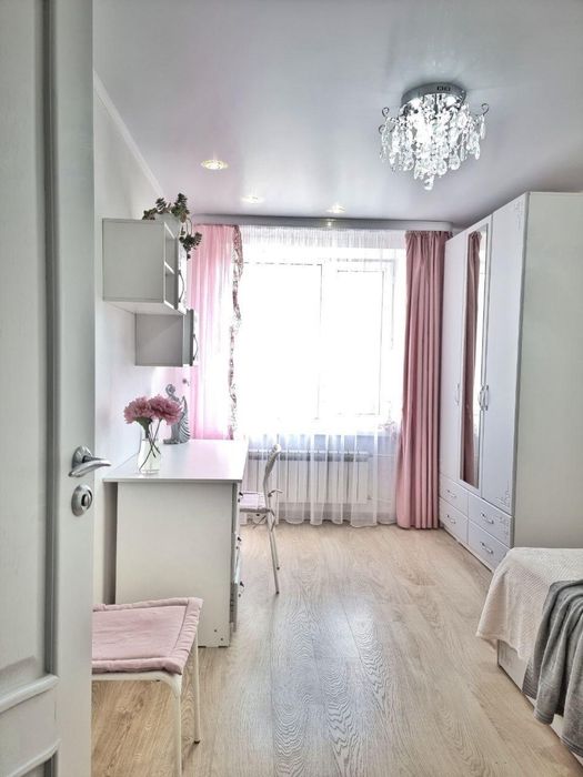 Сдам квартиру 4 х ком. Комфорт