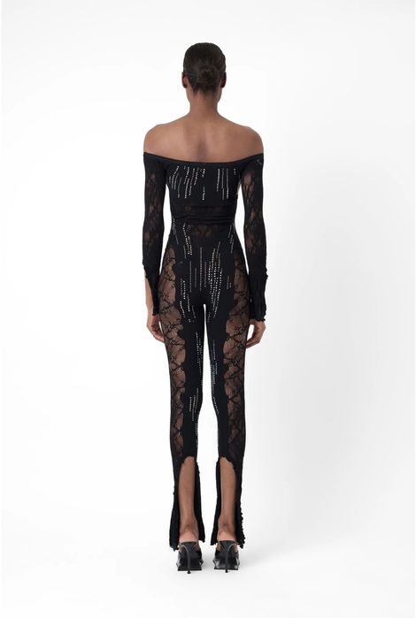 Черен еластичен гащеризон Poster girl