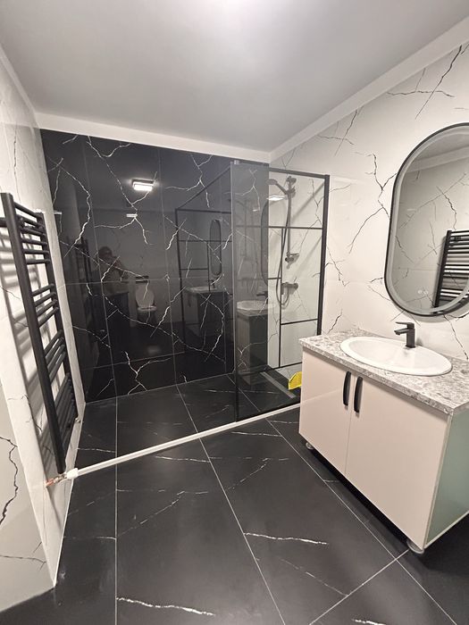 Inchiriez 4 apartamente separat ,impreuna Floredti