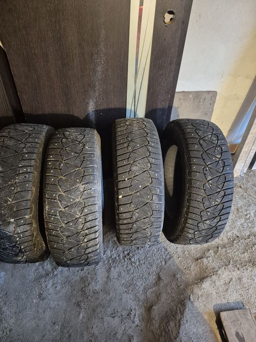 Продам шины Goodyear Ultra Grip 600