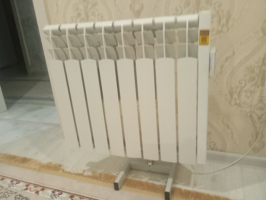 Продам парокапельный обогреватель 8 секций.