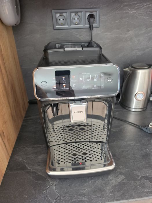 Кафе автомат Philips LatteGo