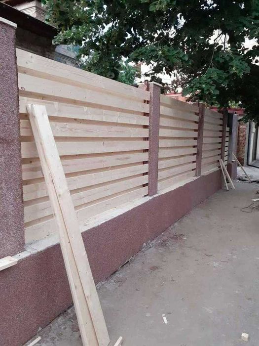 Garduri de diferite modele (sipca metalica, jaluzele, tabla plasa BCA)