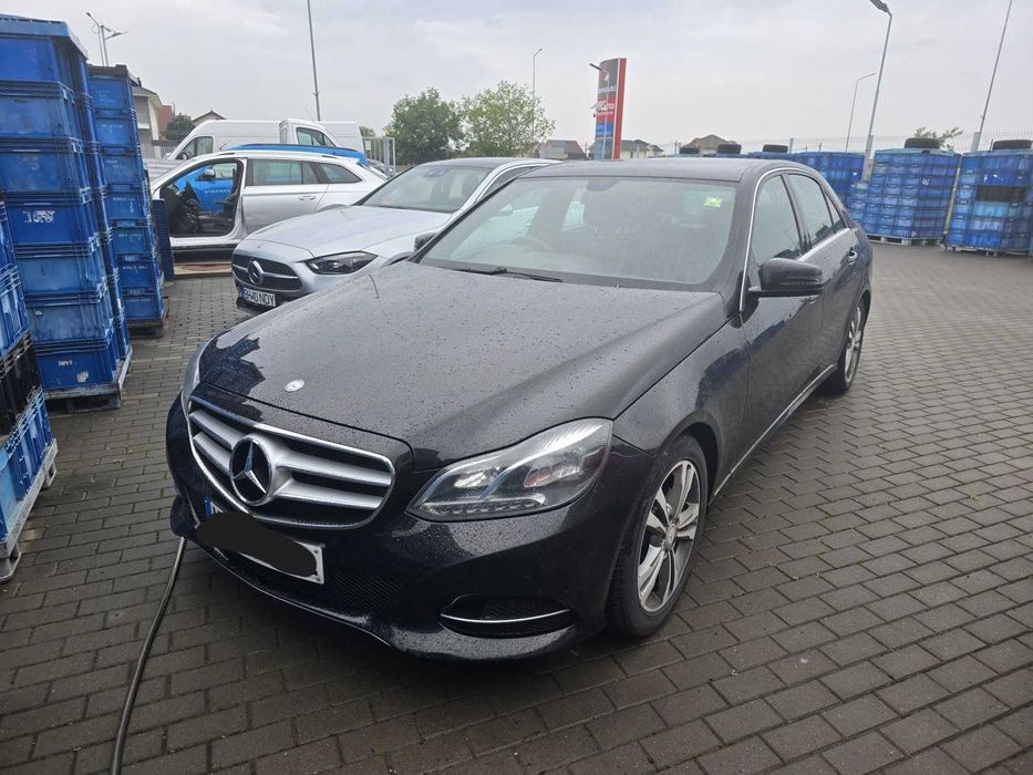 Dezmembrari dezmembrez Mercedes E-Class W212 facelift 2.2 CDI cod motor OM651924
