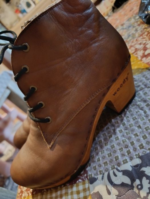 Woody Анне боти бижу