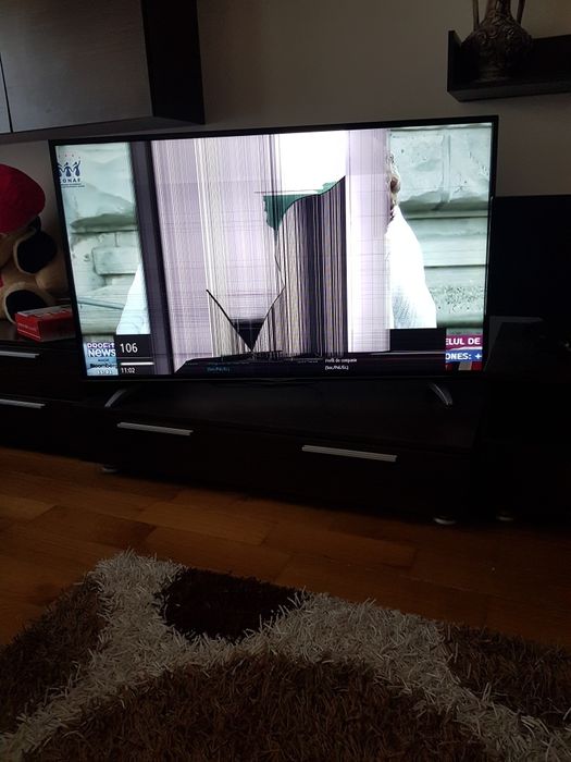 Televizor Horizon 138 cm diagonala