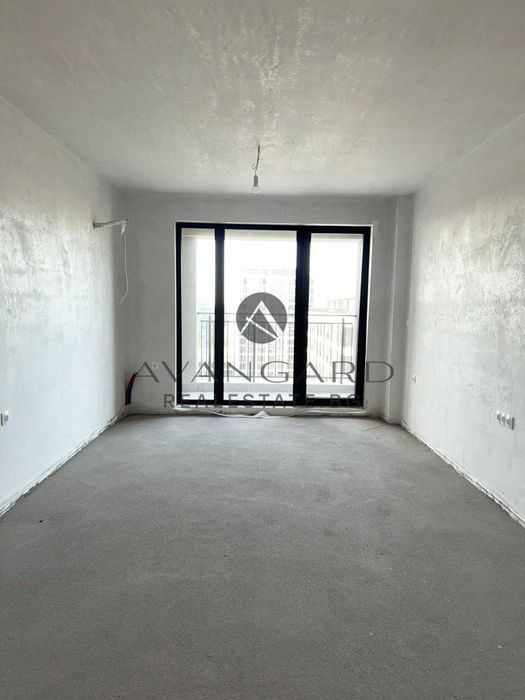 Продава се Двустаен апартамент в Пловдив, Тракия - 74 кв.м за 1675 €/кв.м - Снимка #1
