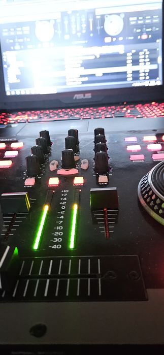 Consola American Audio vms2
