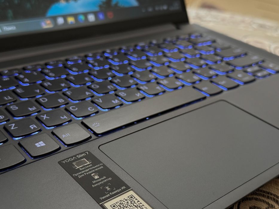 Lenovo yoga slim 7