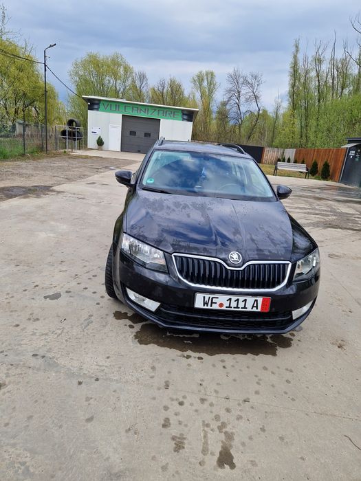Vând skoda octavia 3