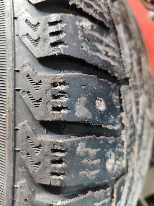 Продам авто-шины на 16