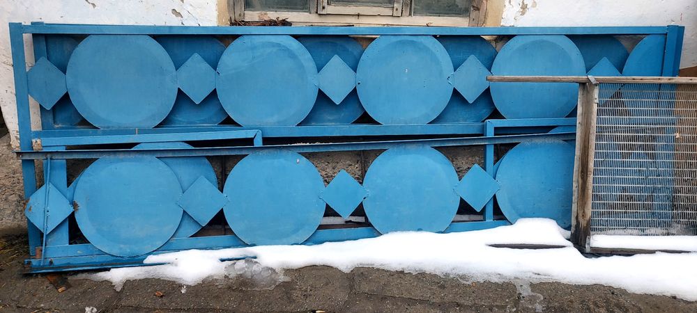 Продам тапчан в отличном состоянии.