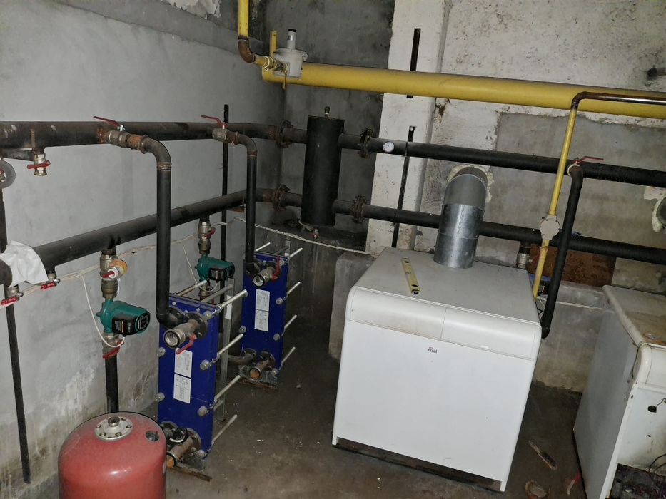 Katyol sotiladi kotta abyomda suv isitish un