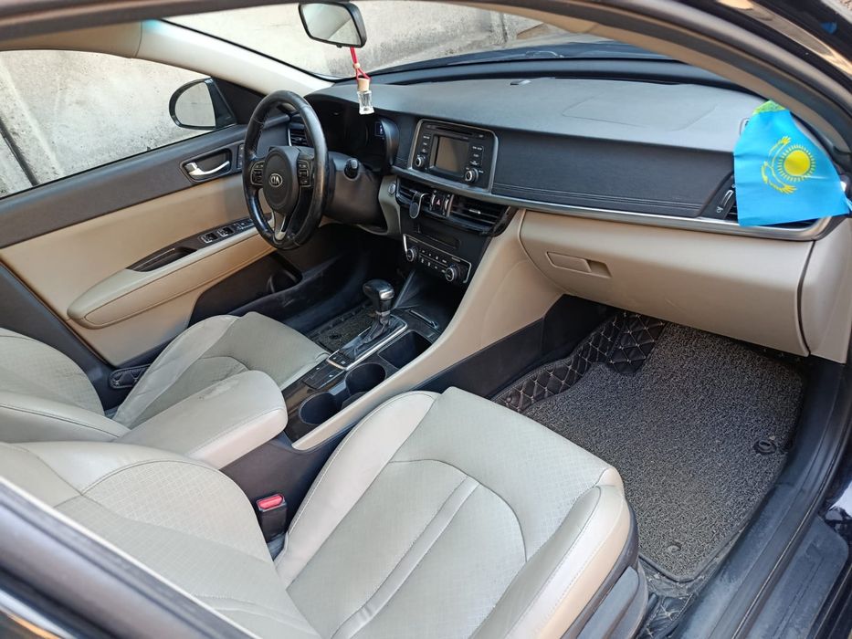 Автомобил Киа оптима
