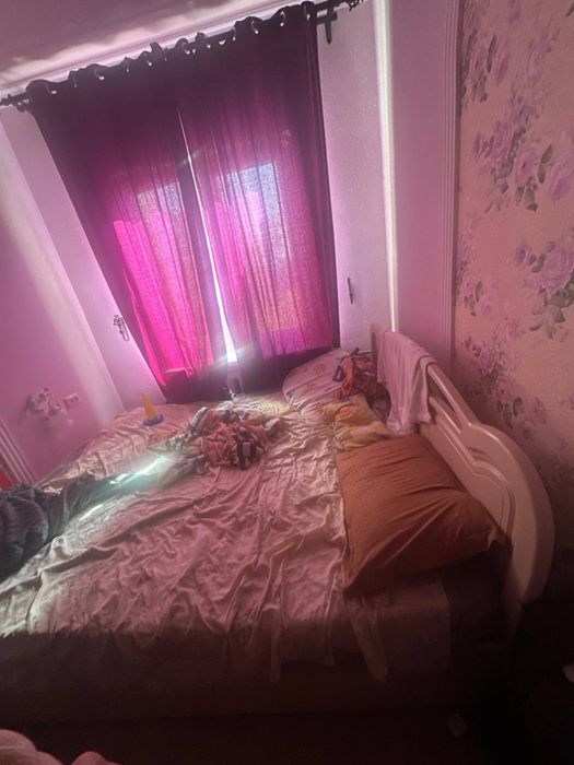 Кровать с матрсом