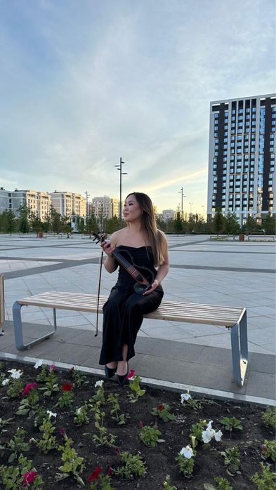 Скрипка Астана Музыкант Скрипачка