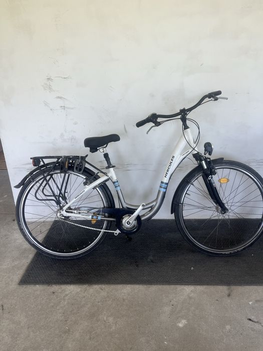 Bicicleta damă Hercules 28