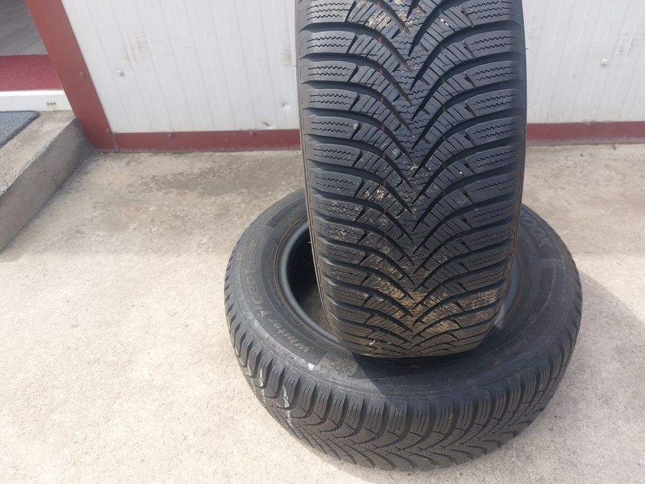 100 lei bucata! Doua anvelope M+S/IARNA 195 60 15 Hankook! 7 mm