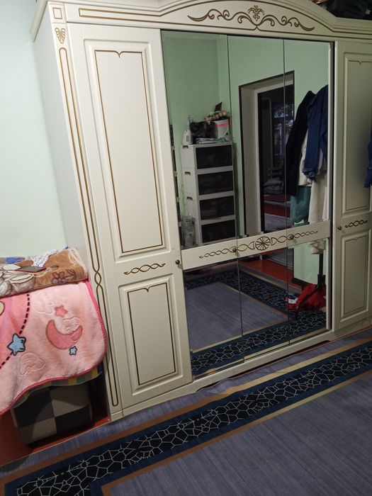 Спальный гарнитур сатылады!