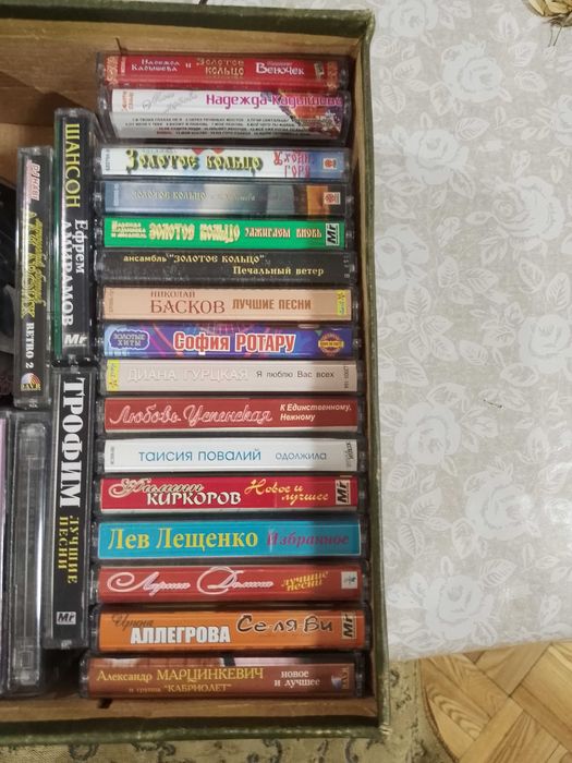 Продаются аудио кассеты б/у