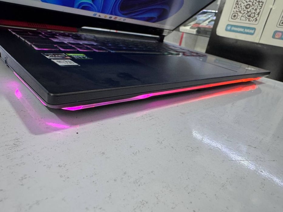 Asus Rog Strix Ryzen 9-5900HX 16/512 SSD RTX 3060-6gb