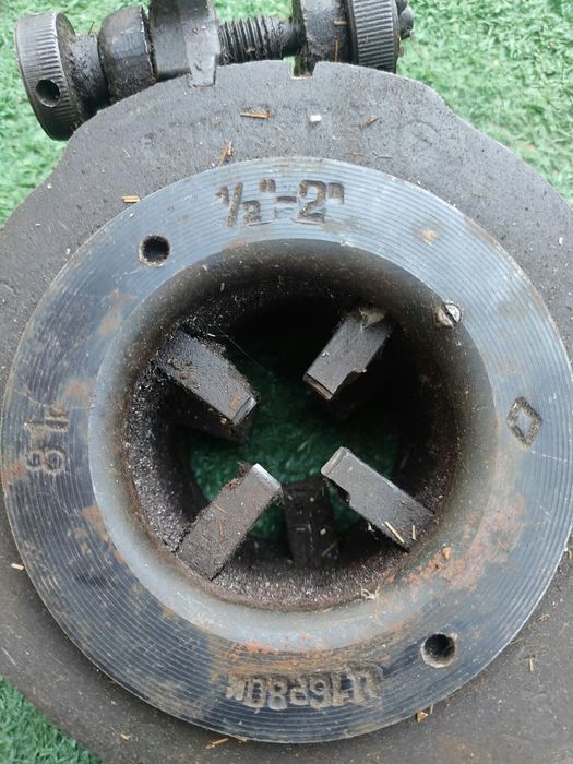 Лерка для нарезки резьбы