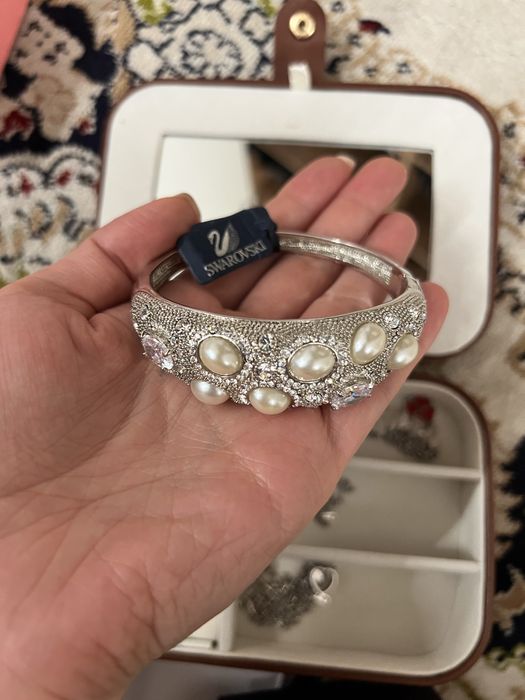 браслет Своровски