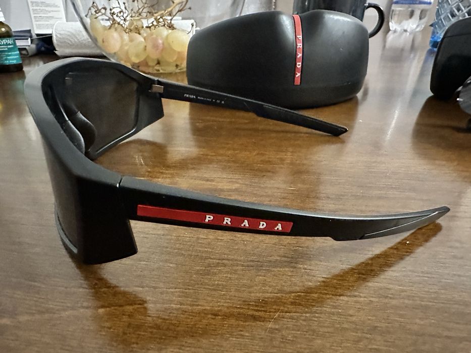 Очки солнцезащитные Prada оригинал