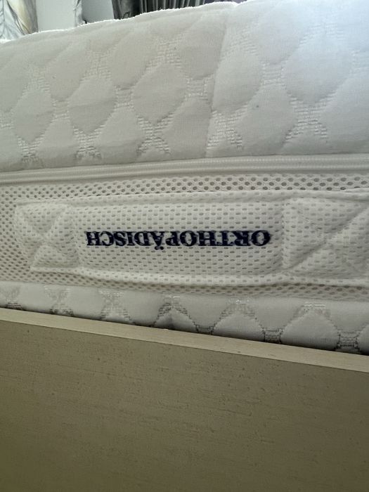 Продам Матрац 160/200