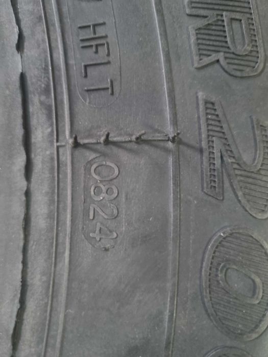 205/65R16C 107/105T  Mirage