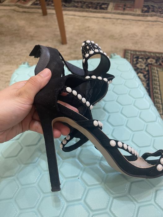 Туфли 38, 39  размеров