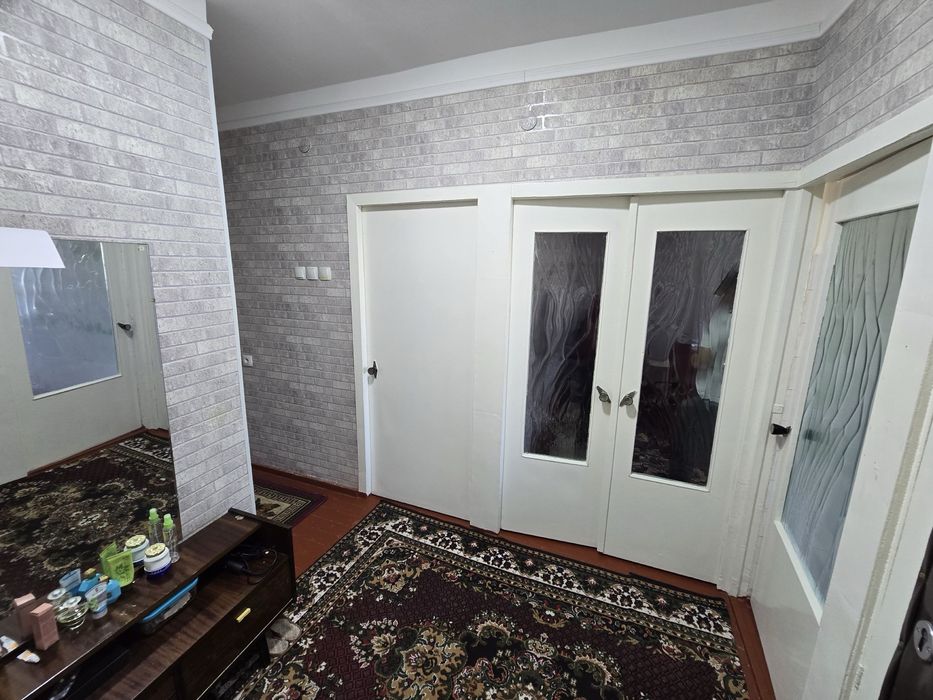 2/3/4 балкон 2х6 Феруза Массив 77-Серия Продается квартира 2-Комнатная