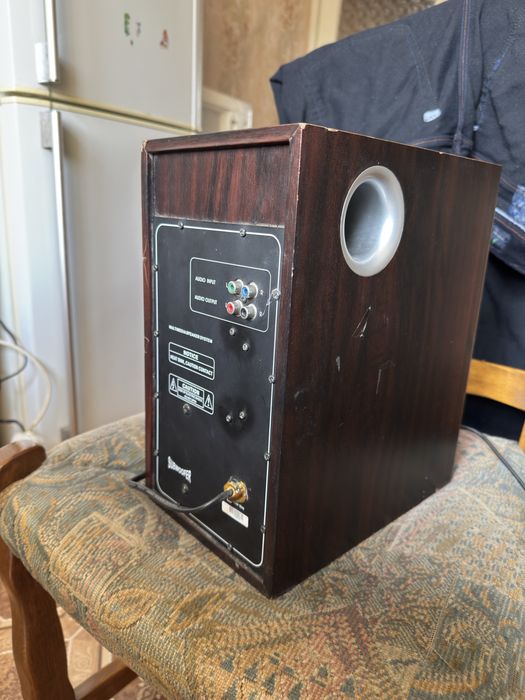 Kalonka. Sotiladi.Srochni. Bluetooth. Ovozni sifati aloooo