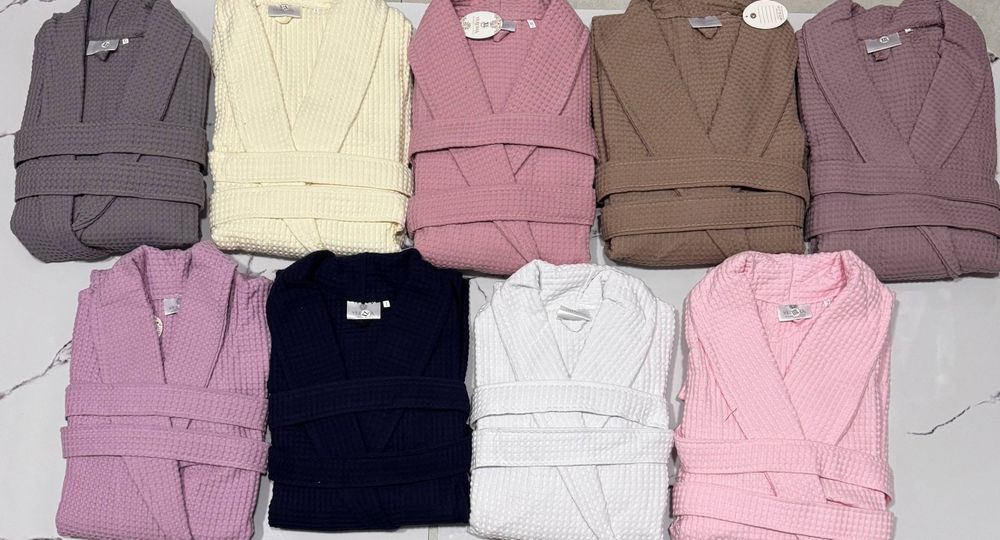 Халат вафельный белый для гостиницы оптом есть