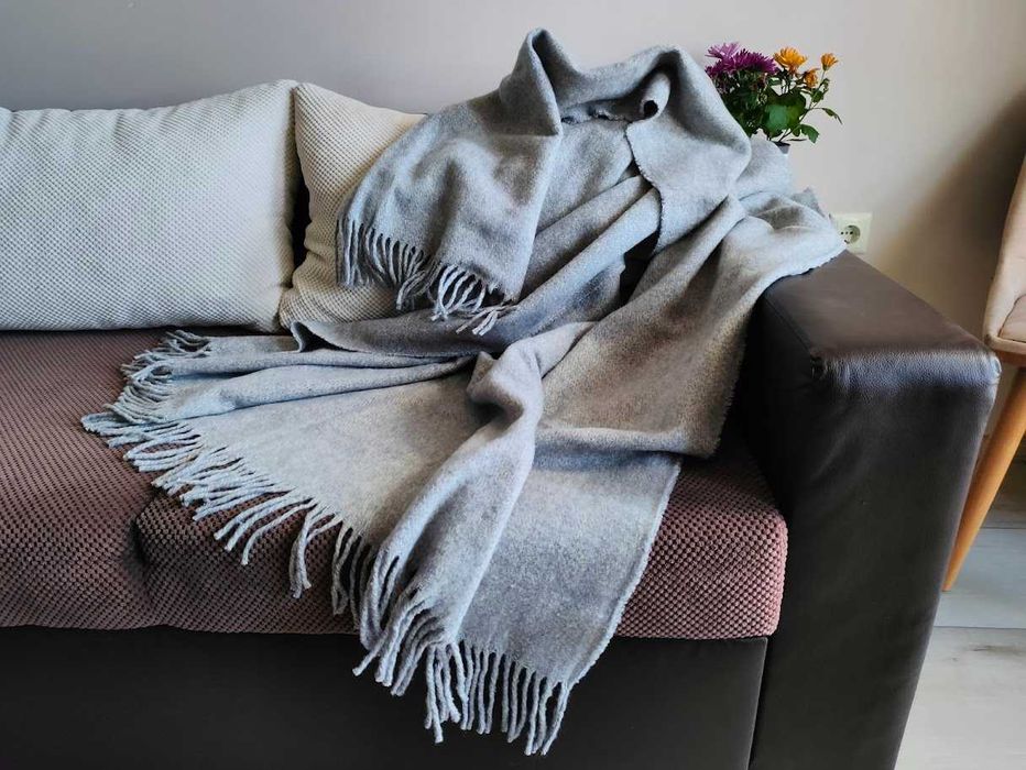 Одеяло от мериносова вълна 140*200, cветлосив, нов