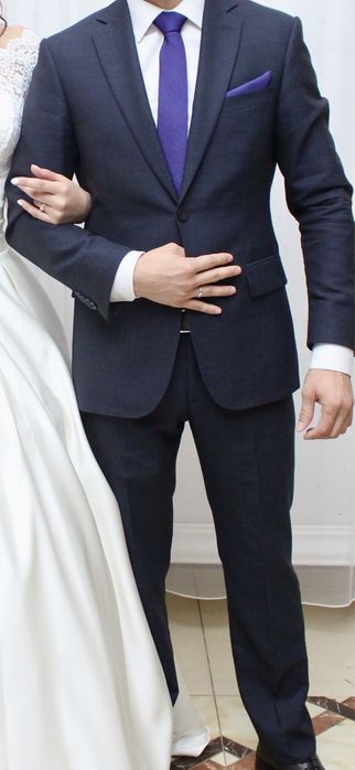 Классический костюм 46 размер