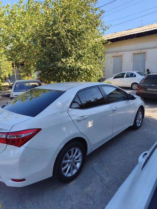 Toyota Corolla 1.8 Yaponski 2016 yil 1 qul moshina