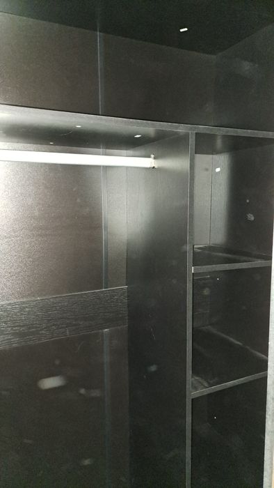 Sifonier maro cu negru