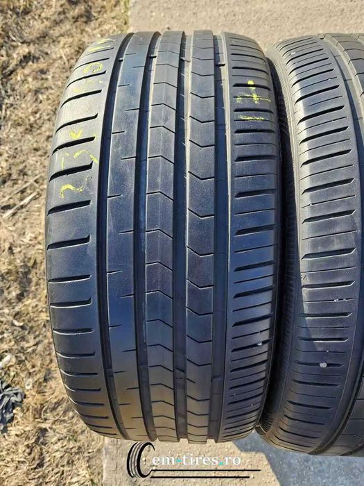 235/40 R19 • Vara • Vredestein Ultrac Satin 96Y | 2 buc | Pret/buc